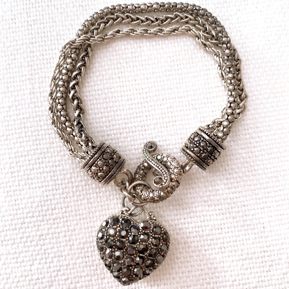 Beautiful heat bracelet, 6.25”